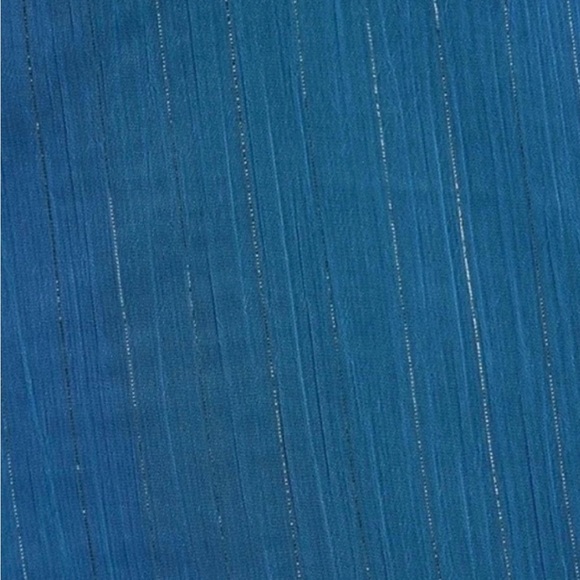 NWT TORRID Mock Neck Sleeveless Tank Crinkle Chiffon Blue w/ Lurex Stripes 3 - Picture 3 of 5